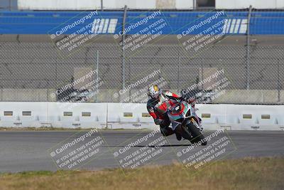 media/Nov-26-2022-Fastrack Riders (Sat) [[b001e85eef]]/Level 2/Session 3 Outside Turn 9/